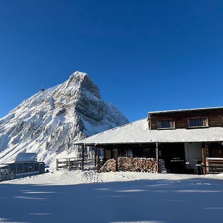 Hotel Refuge De Plan-Francey Moleson Exteriér fotografie