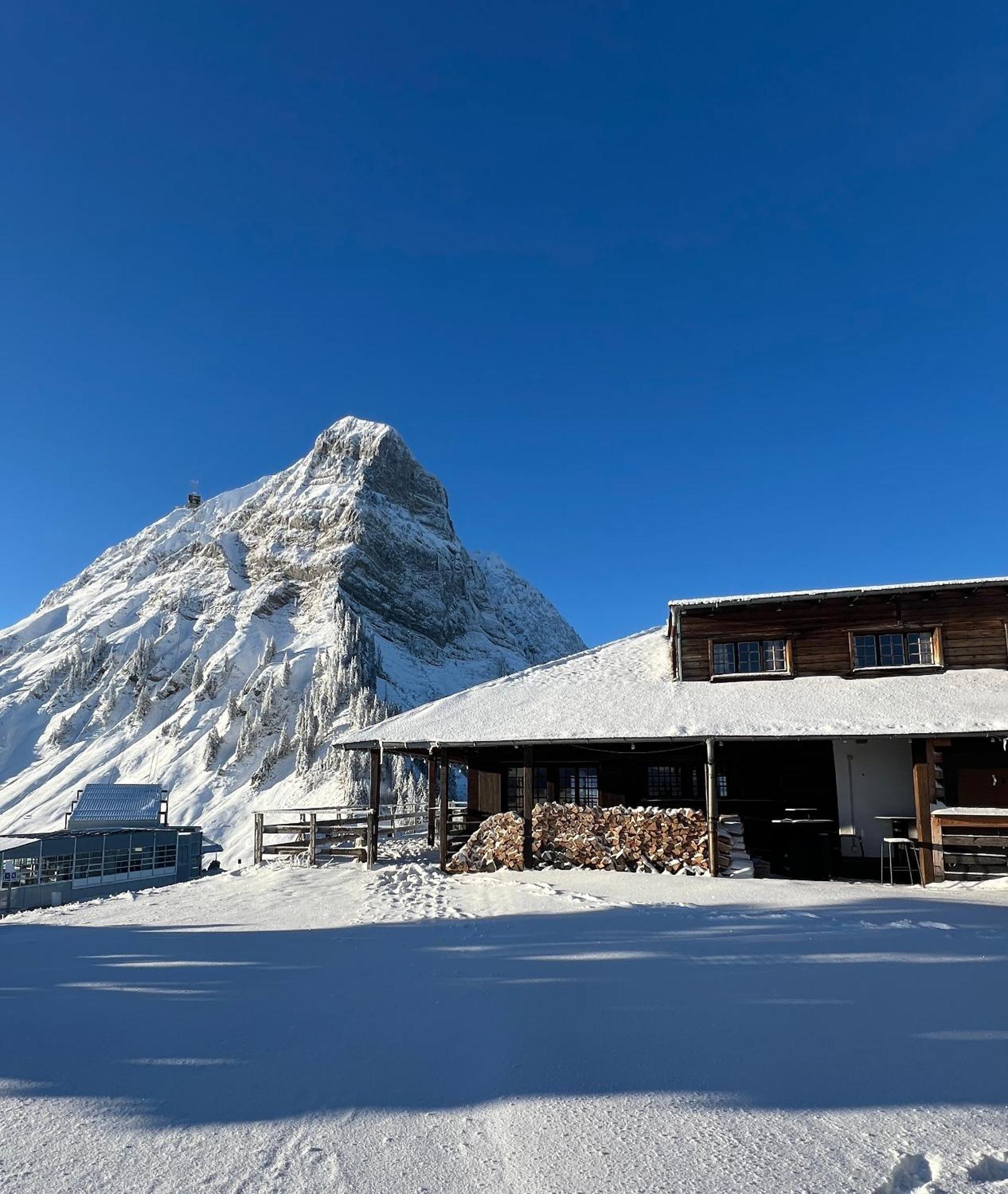 Hotel Refuge De Plan-Francey Moleson Exteriér fotografie