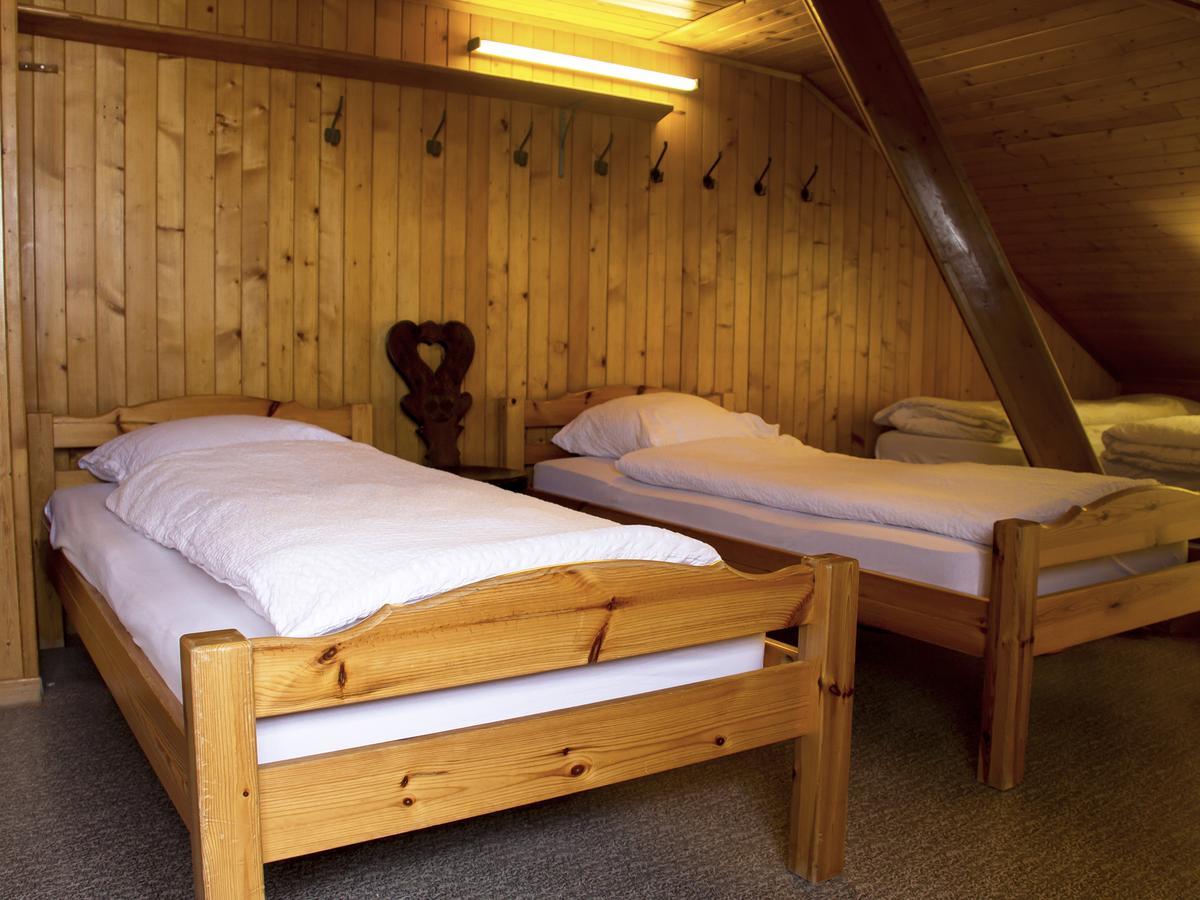 Hotel Refuge De Plan-Francey Moleson Exteriér fotografie