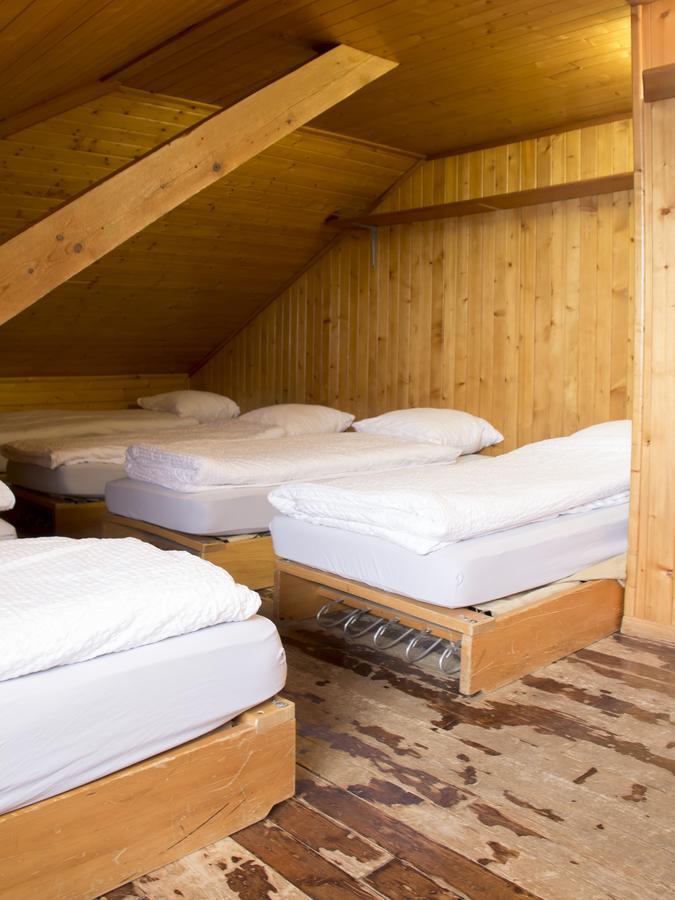 Hotel Refuge De Plan-Francey Moleson Exteriér fotografie