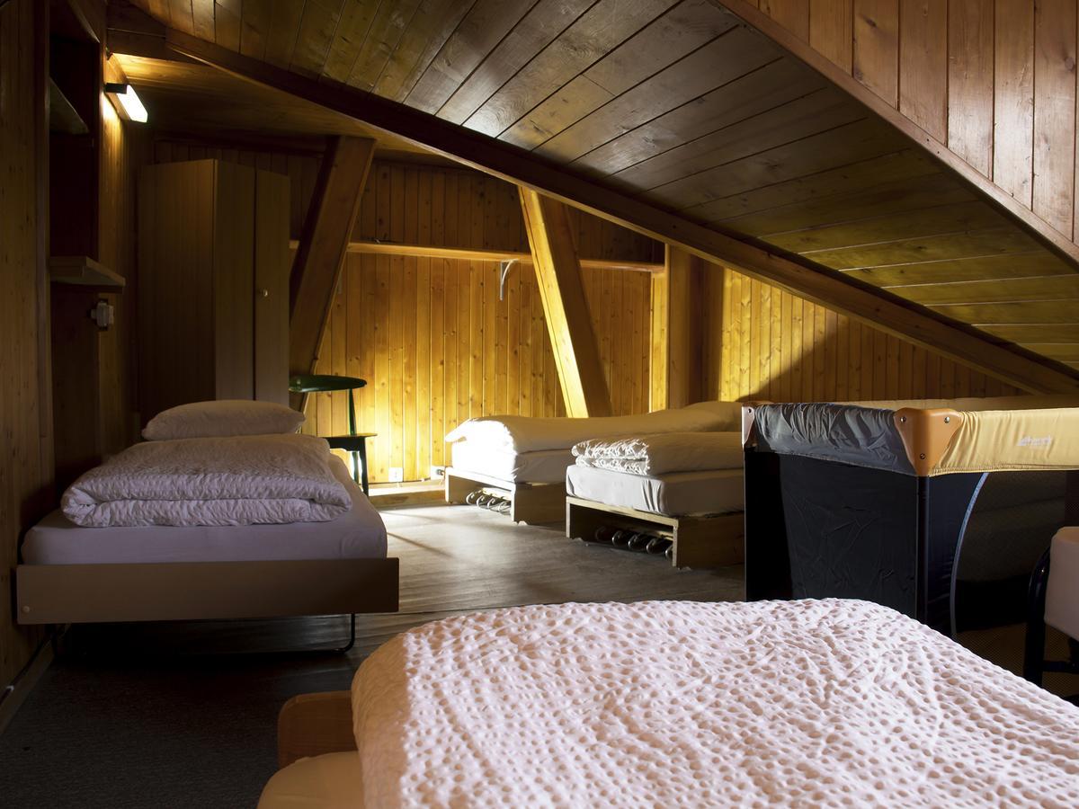 Hotel Refuge De Plan-Francey Moleson Exteriér fotografie
