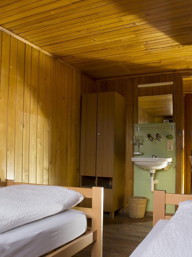 Hotel Refuge De Plan-Francey Moleson Exteriér fotografie
